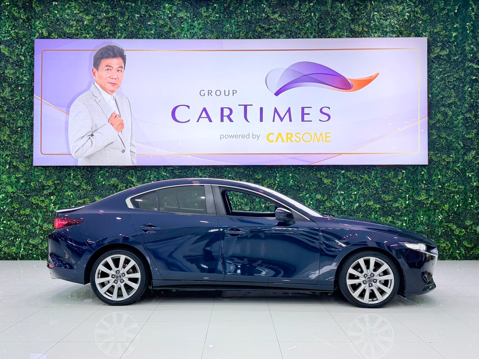 Mazda 3 1.5 M Hybrid Elegance photo 4